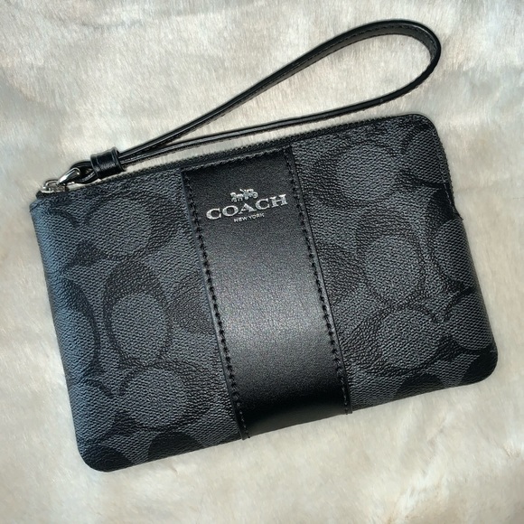 Coach Handbags - NEW! COACH Corner Zip Wristlet, Signature Logo NWT